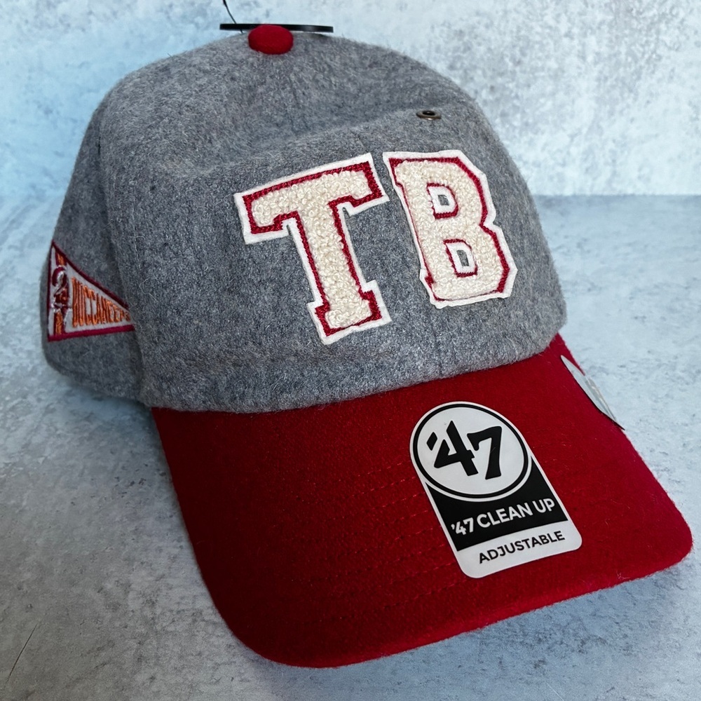 Tampa Bay Buccaneers Unisex Stoney Clover Lane X 47 Clean Up Adjustable Hat